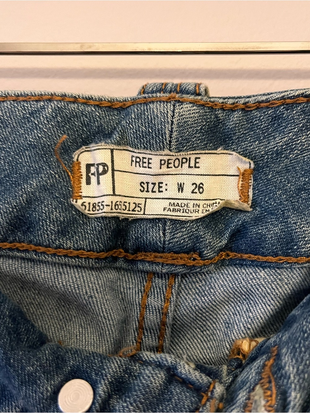 Free People Flare Jeans Vintage - Picture 2 of 8